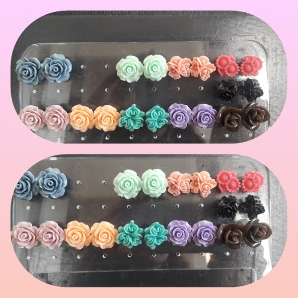 Boucles d'Oreilles Puces Fleurs en Résine