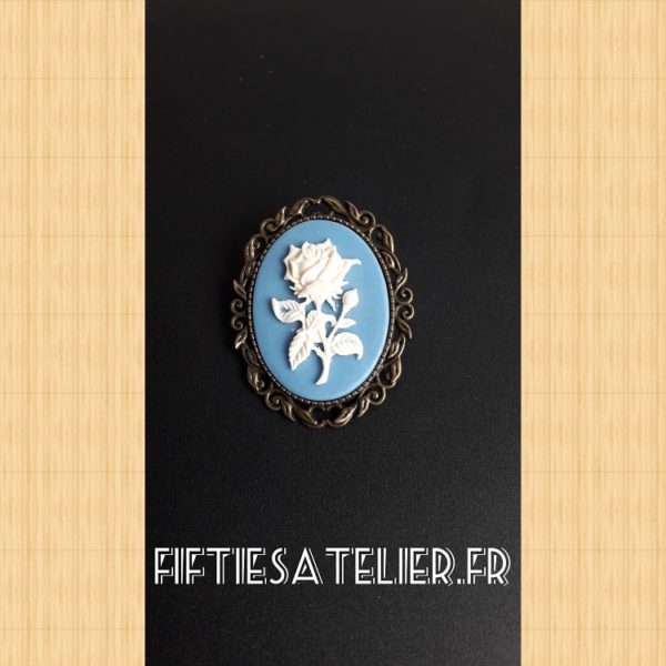 Broche rétro en Camée de Fleurs Vintage Flowers – Image 6
